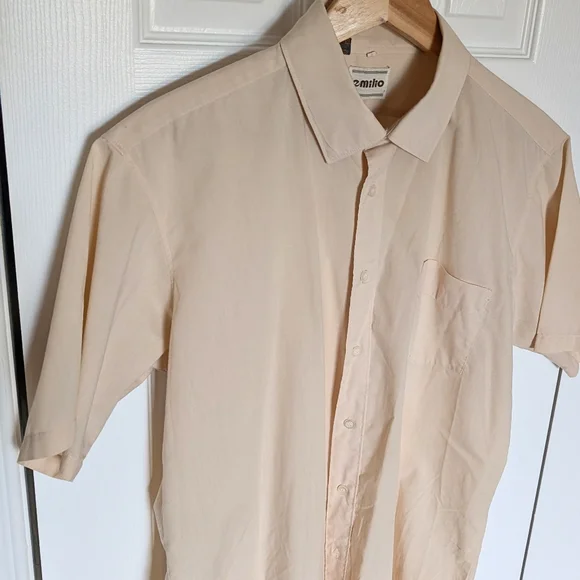 Vtg Beige Short Sleeve Shirt. Men's Size L fit. - Picture 2 of 15